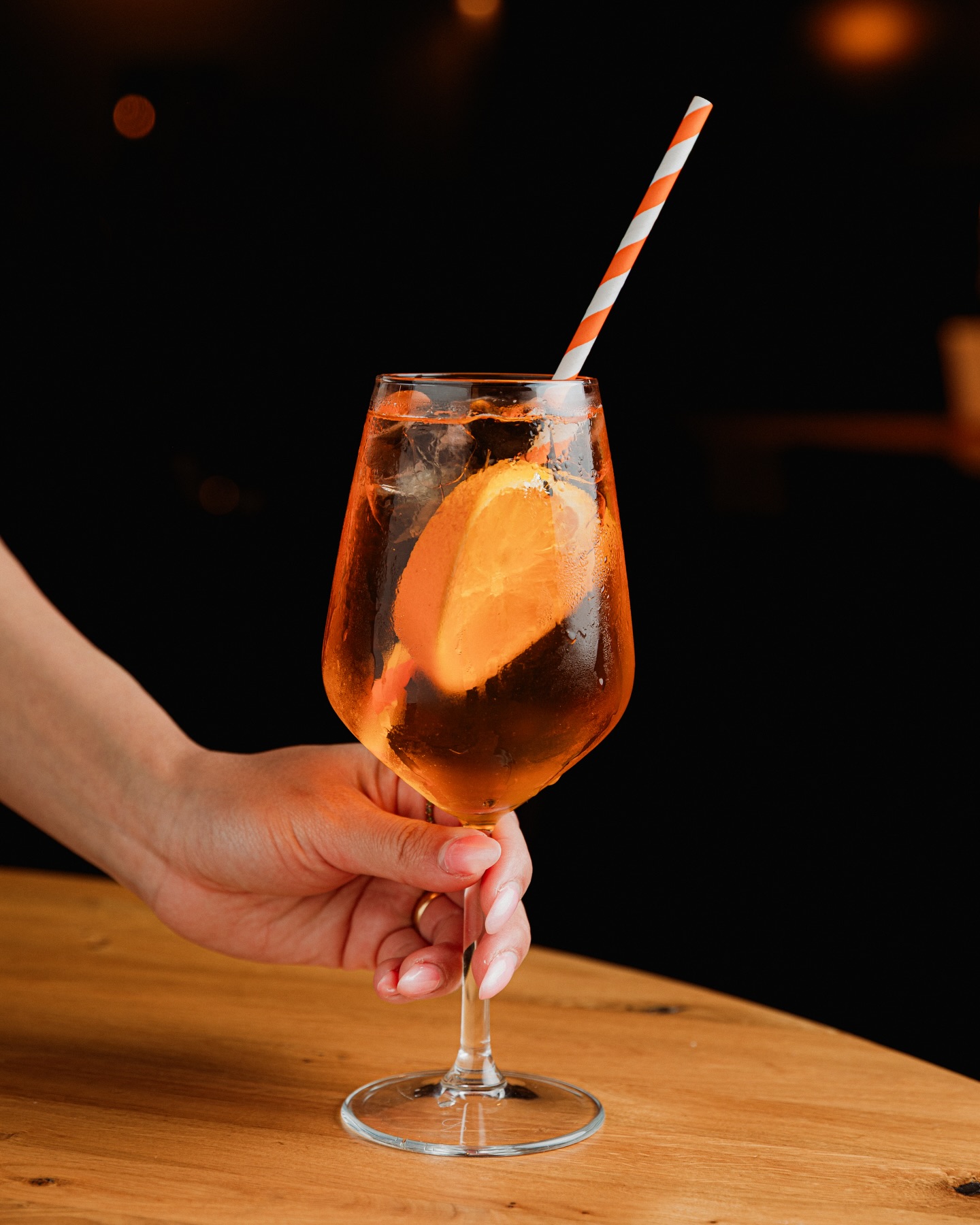 Lang paasweekend voor de boeg! 🍊 Kom je langs voor een heerlijke Aperol (of iets anders lekkers)? 
Heb je toevallig nog geen plannen voor 1e paasdag? Join onze Sunday Paasbrunch! 🐣 

Reserveer snel… a presto a Hannah’s 💛