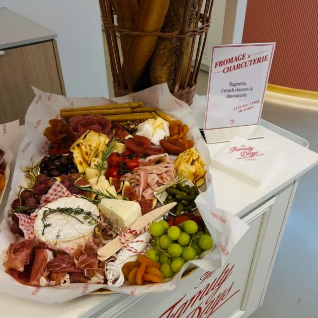 Voor de L’Oreàl family days mochten wij op locatie de charcuterie catering verzorgen. 🧀🥖🍇

Heb jij binnenkort een event, bedrijfsfeest of familiedag? Laat Hannah’s op locatie komen! Stuur ons een bericht of bel en bespreek jouw catering met ons.